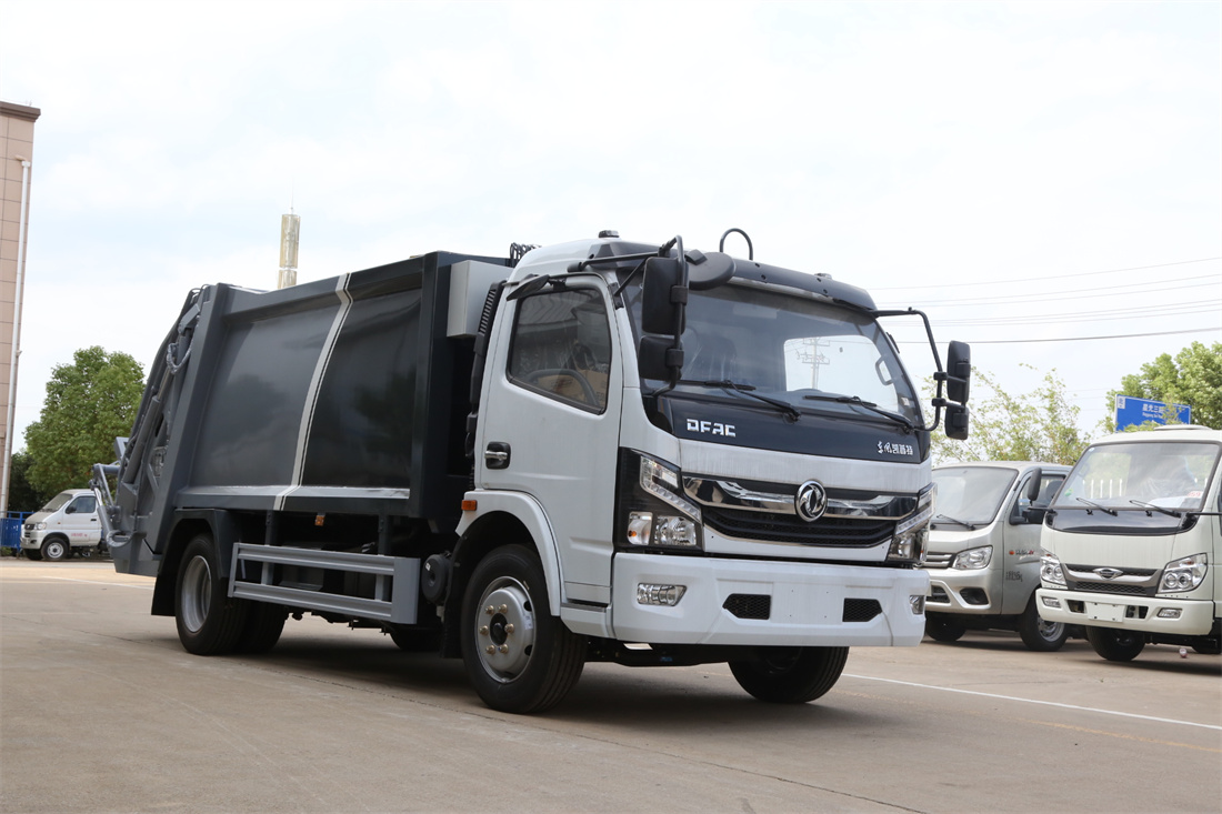9方壓縮垃圾車(chē)-東風(fēng)多利卡國(guó)六9方壓縮式垃圾車(chē)廠(chǎng)家價(jià)格